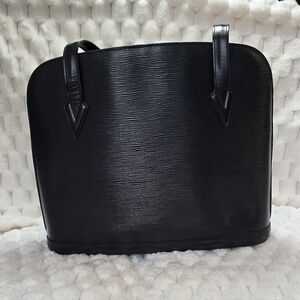 Louis Vuitton Lussac Black Shoulder Bag